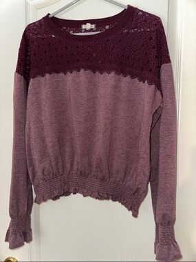 Eyeshadow Two-Tone Lace Yoke Long Sleeve Top in Plum and Mauve